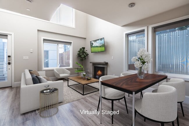 Building Photo - Welcome Home Modern Townhome in the heart of Freemont