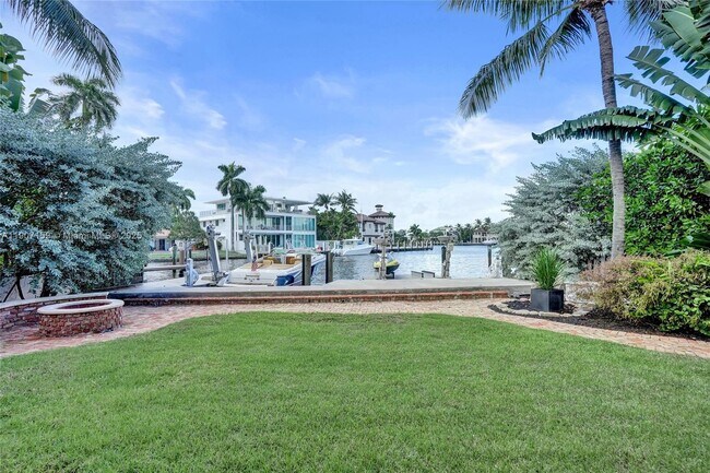 Building Photo - 2035 NE 31st Ave