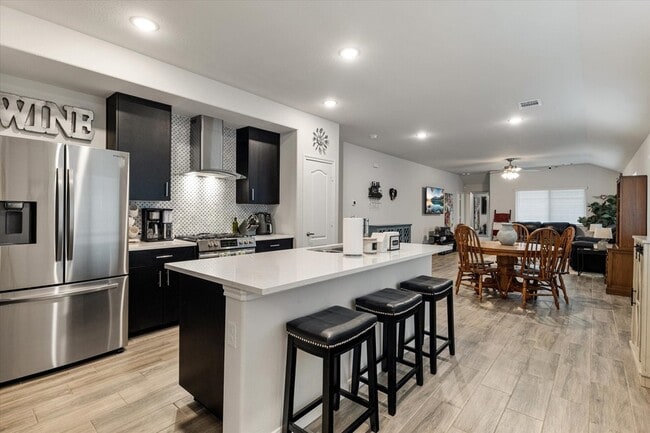 Building Photo - 3225 Sioux Trl
