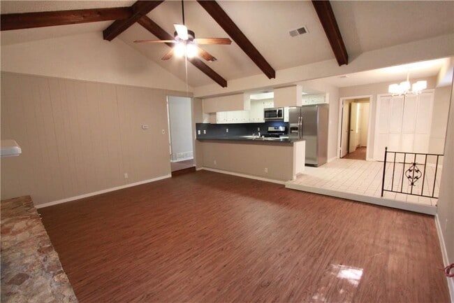 Building Photo - 6606 Betty Cook Dr