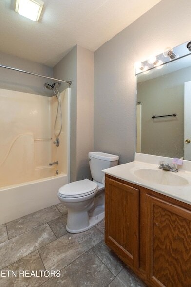 Building Photo - 8613 Little Field Way
