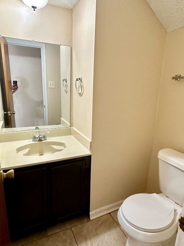 Building Photo - 155 Marilyn Dr