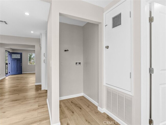 Building Photo - 4126 1st St