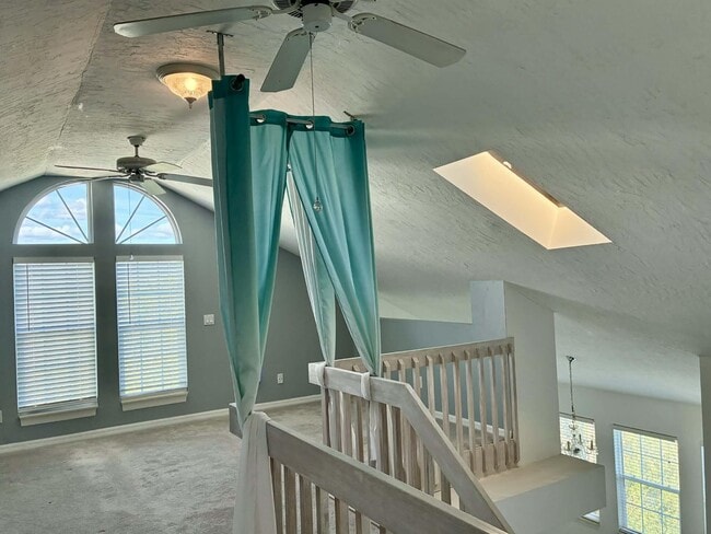 Building Photo - 1930 Westminster Cir