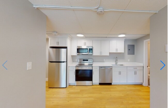 Building Photo - 89 Woodrow Ave