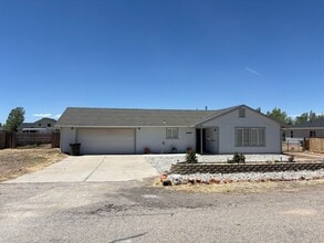 Building Photo - Enoch House Available For Rent