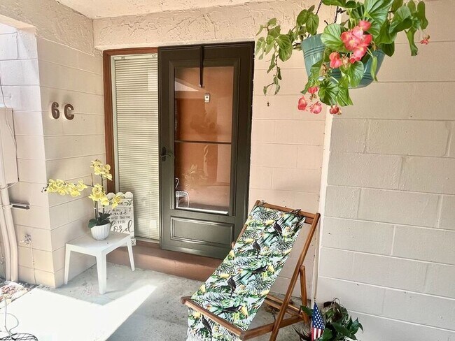 Primary Photo - 160 Live Oak Woods Ct