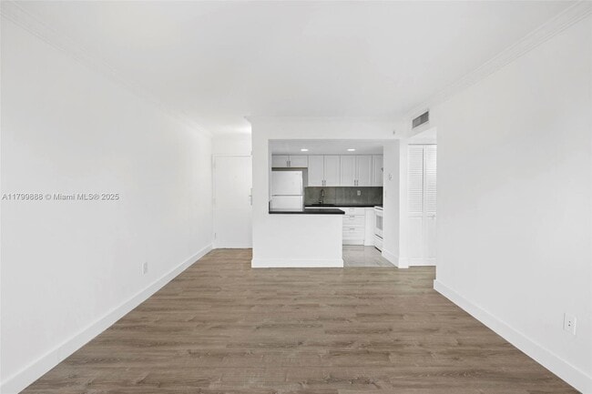 Building Photo - 4335 NW S Tamiami Canal Dr