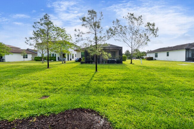 Building Photo - 3263 Dunning Dr