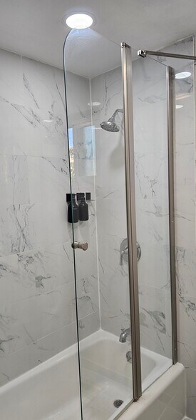 Building Photo - 3717 W 116th St