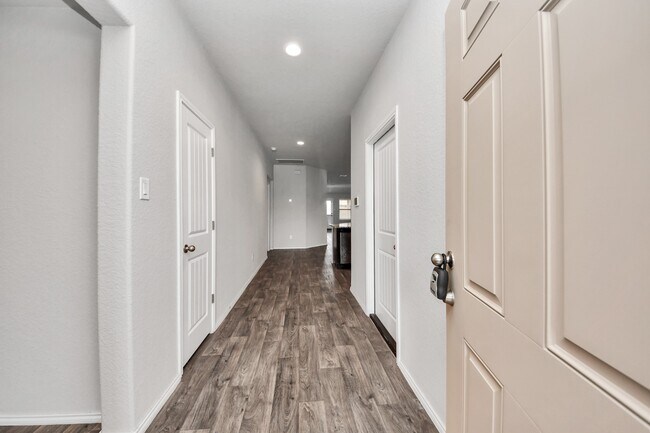 Building Photo - 8302 Rose Petals Ln