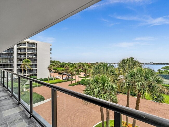Building Photo - 3440 S Ocean Blvd