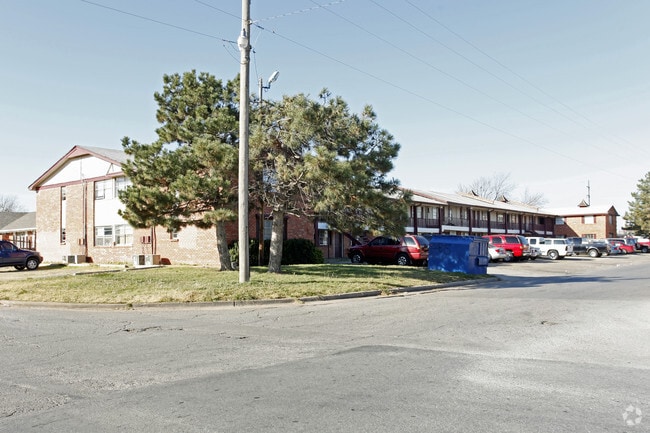 D & S Apartments - SNS Apartments
