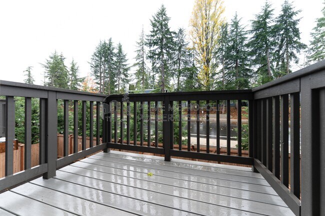 Building Photo - 16111 36th Ave W