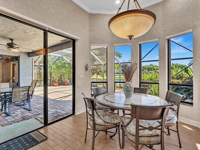 Building Photo - 10122 Spyglass Way