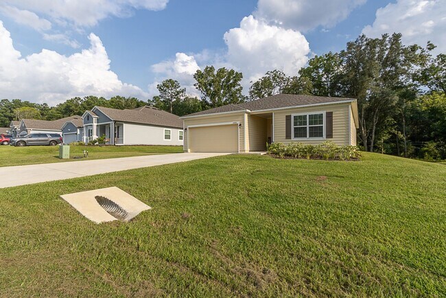 Building Photo - 15451 NW 121st Pl