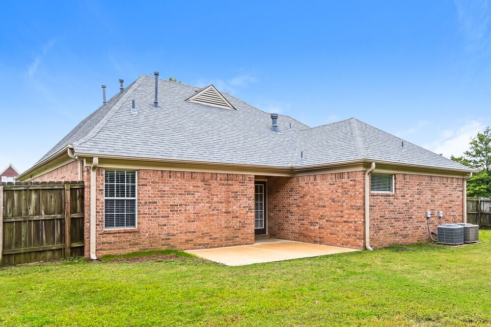 Building Photo - 916 Keebler Cove