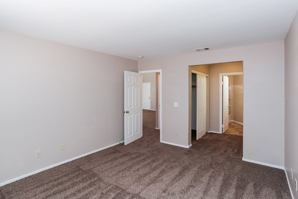 Building Photo - 7512 Hickory Hills Dr