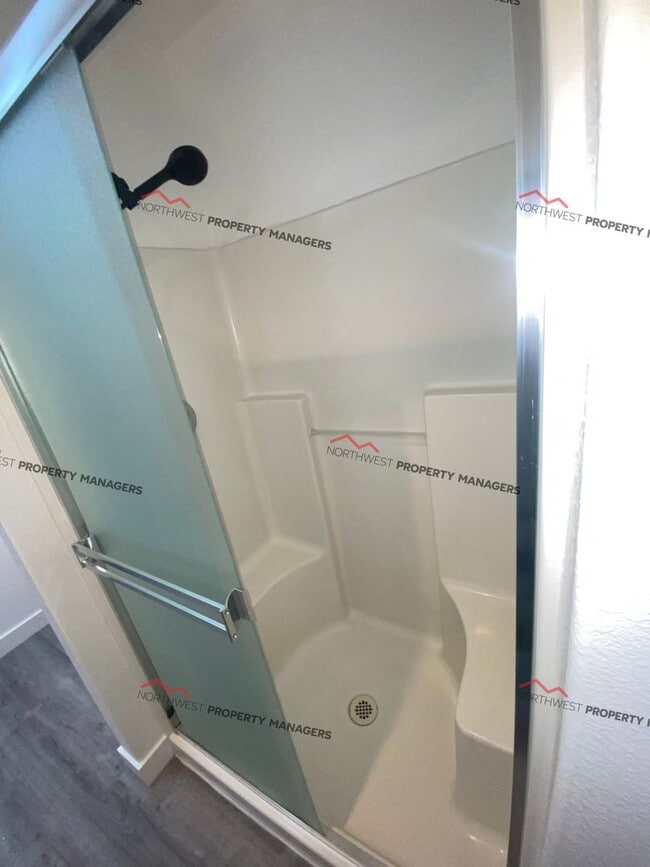 Building Photo - STATUS: *RENTED* | R256 | $2500