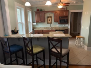 Building Photo - 23 Bedlow Ave