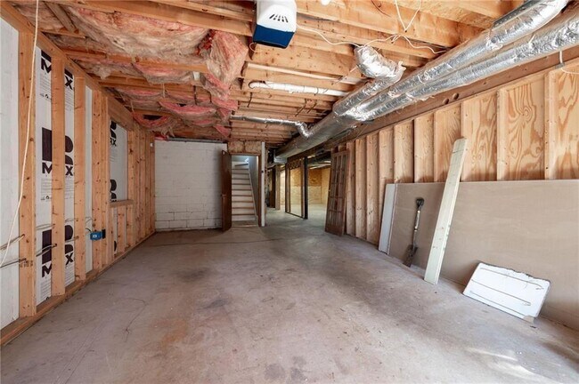 Building Photo - 4800 Grants Way NE