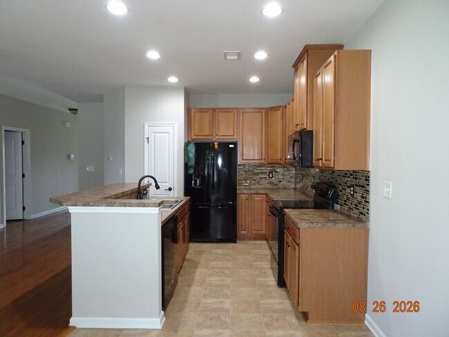 Building Photo - 296 Concord Dr