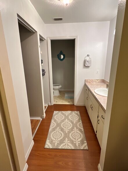 Masater Bathroom - 5480 Avenue B