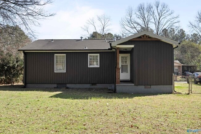 Building Photo - 1613 Armstrong St NW