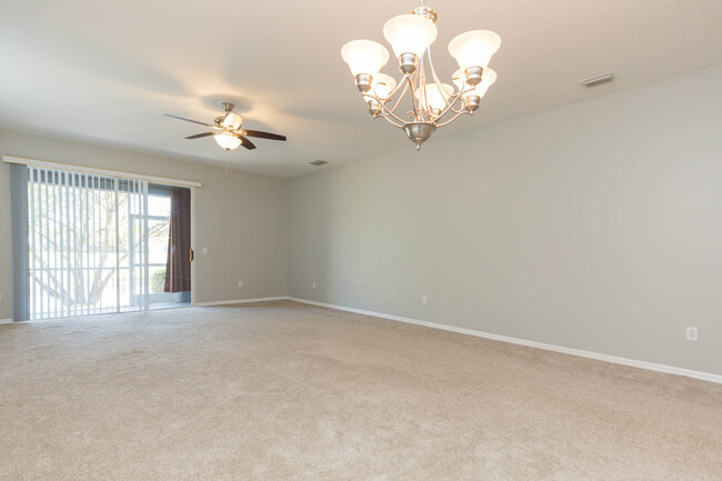 Building Photo - 18135 Nassau Point Dr