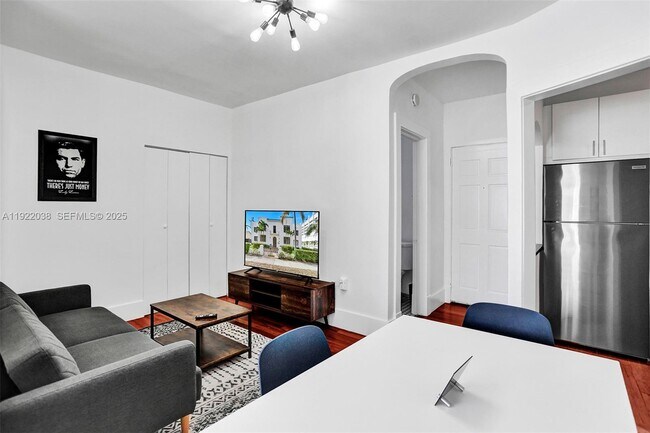 Building Photo - 1656 Polk St