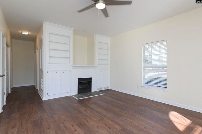Building Photo - 102 Hutto Hill