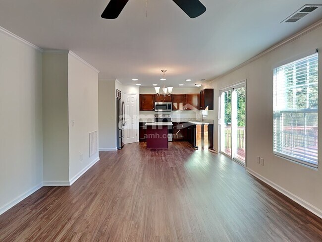 Building Photo - 1861 Cottage Grove Way