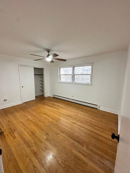 Building Photo - 5530 N Mango Ave