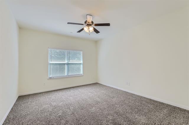 Building Photo - 1320 Lakecrest Ln