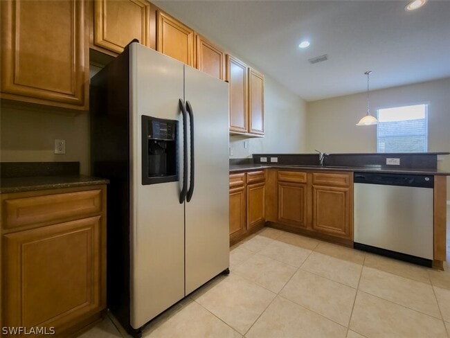 Building Photo - 2345 Golden Aster St