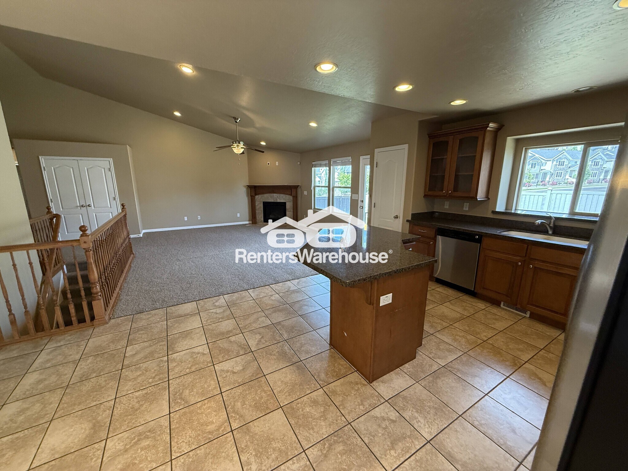 Building Photo - 4782 N Shady View Ln