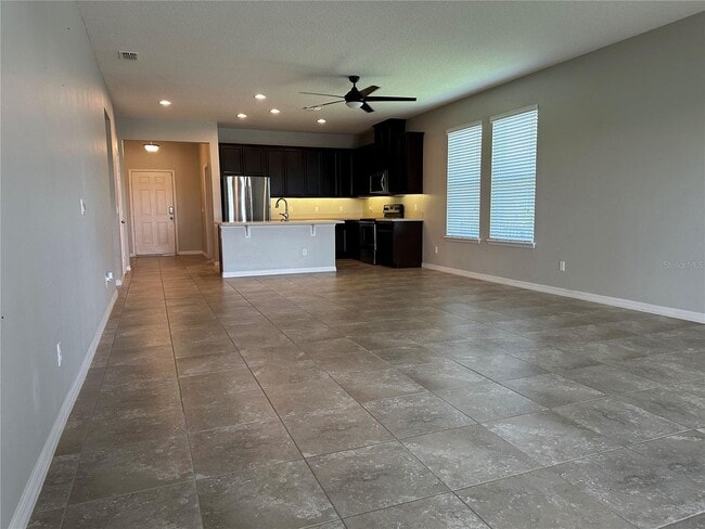 Building Photo - 1448 Cabot Dr