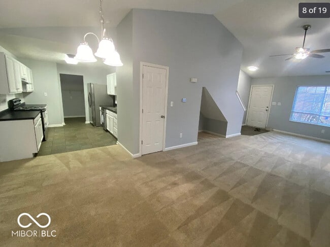 Building Photo - 628 Mountain Pine Dr