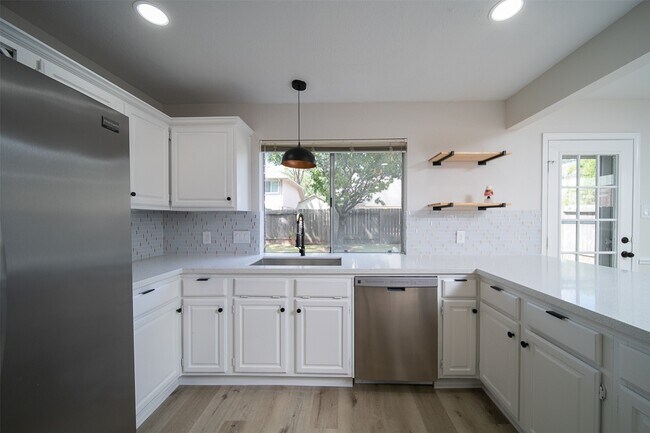 Building Photo - 3338 Oak Branch Ln