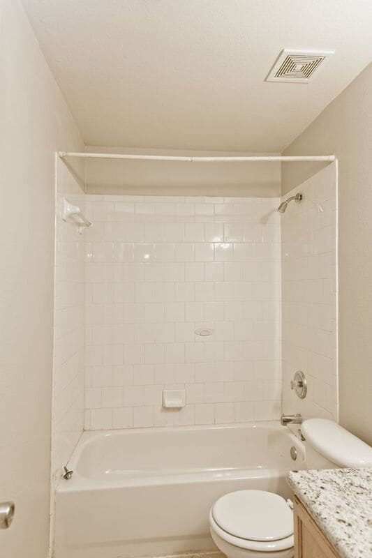 Building Photo - 2309 Mallard Dr