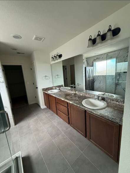Building Photo - 20680 Lackland Pl