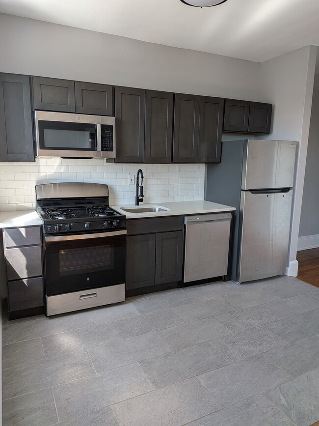 Floorplan - 758 Jersey Avenue