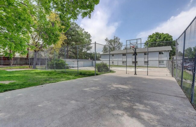 Building Photo - Spacious & Remodeled 3-Bedroom Corner Unit...