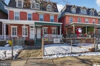 Building Photo - 39 Carroll St