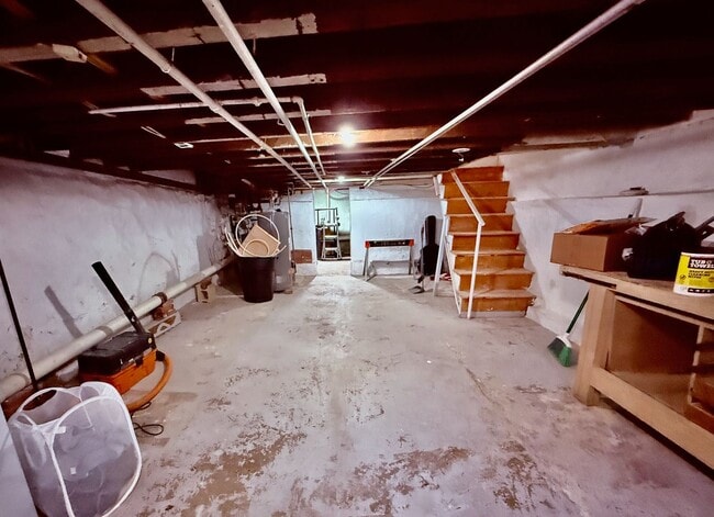 Building Photo - 2+ BED/1.5 BA Solid HOUSE in great East Passyunk/LOMO location w/ Central AC-HARDWOOD Flooring-WA...