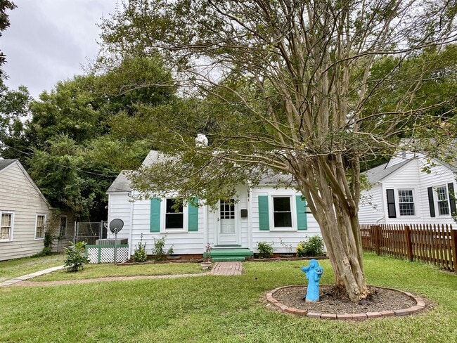 Building Photo - 3905 Pendergrass St