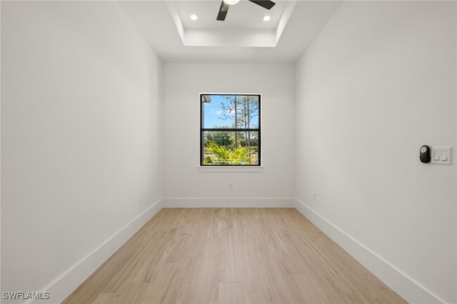 Building Photo - 1587 Golden Gate Blvd W