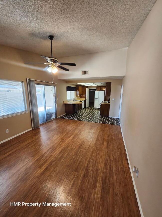 Building Photo - Spacious & Inviting 4-Bedroom Home