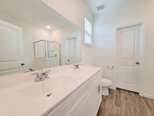 Building Photo - Beautiful brand-new construction with exceptional lake view in a new master planned community in ...