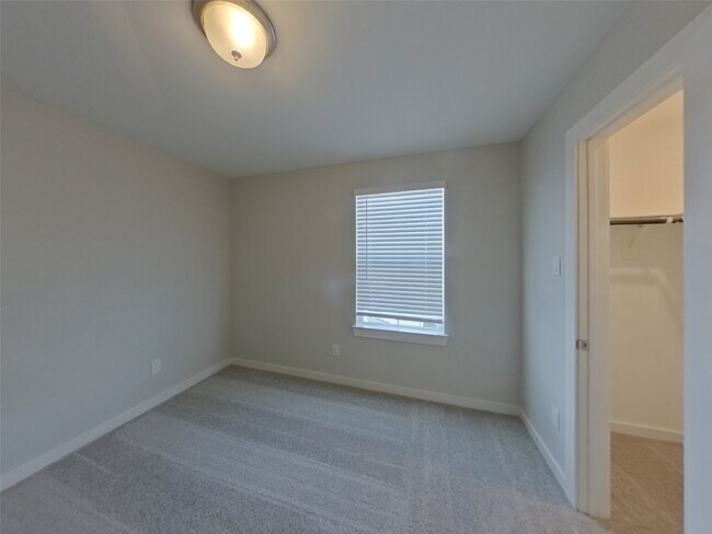 Building Photo - 22823 Terrazzo Dr